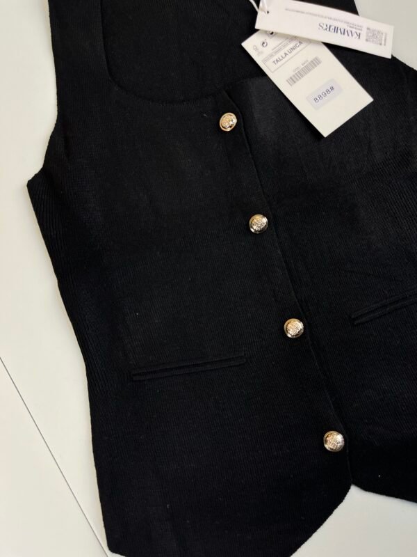 img_1830-2 Blusa Elegancia Urbana Negra